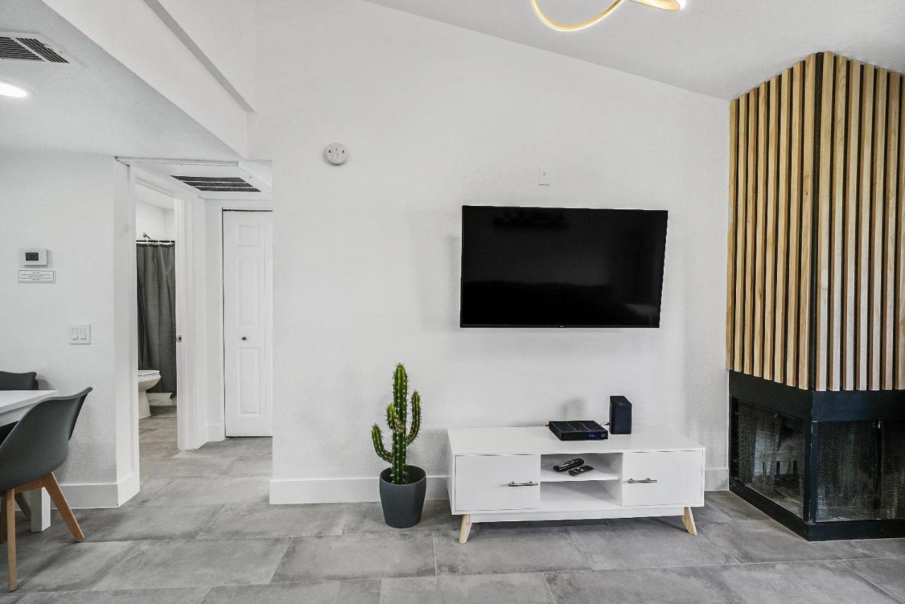 Condo Close To Strip And Raiders Stadium Las Vegas Exterior foto